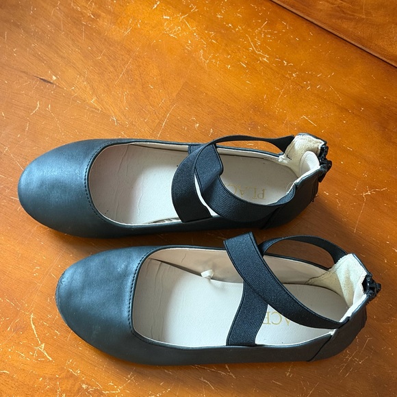 The Children's Place Other - Black Ballet Flats with Straps - Size 13 youth